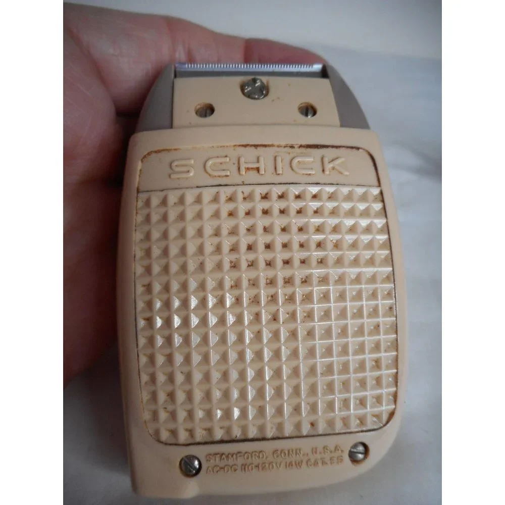 Vintage Schick Super Honed Electric Razor in case